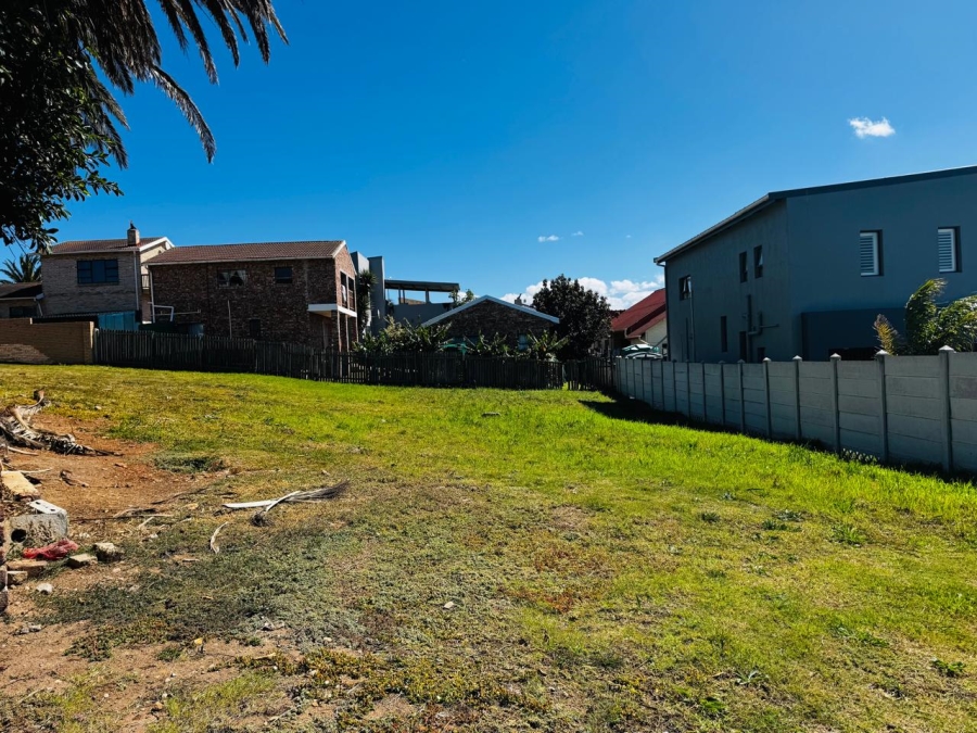 0 Bedroom Property for Sale in Wavecrest Eastern Cape